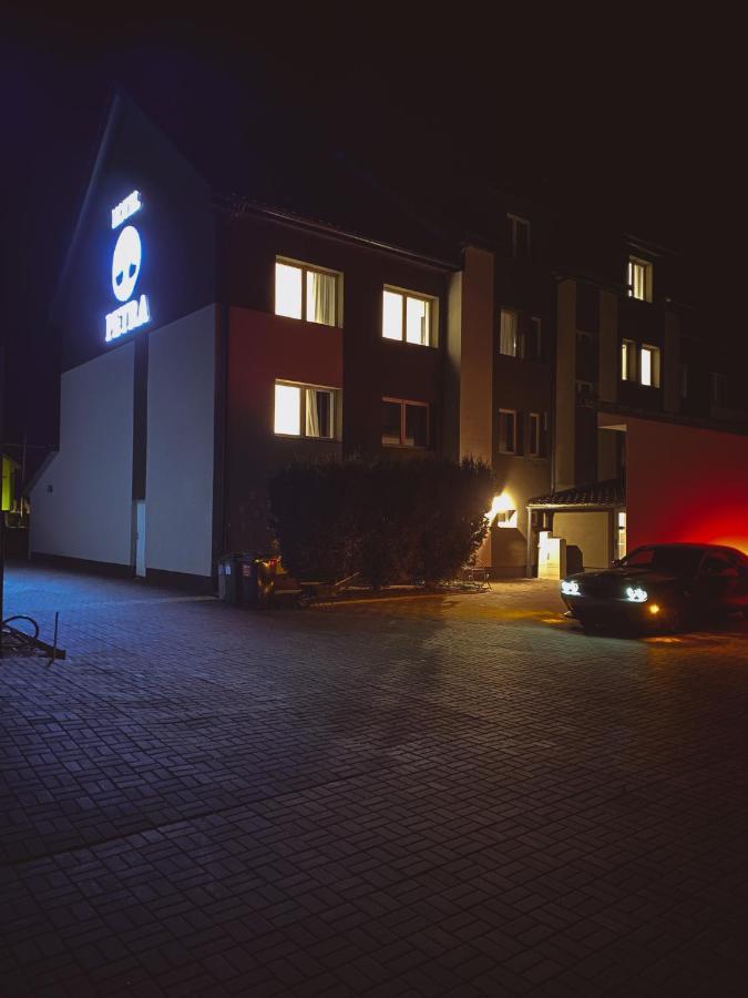 Hotel Petra Hrabušice エクステリア 写真