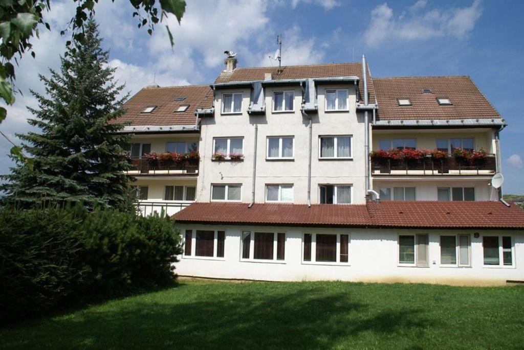 Hotel Petra Hrabušice エクステリア 写真